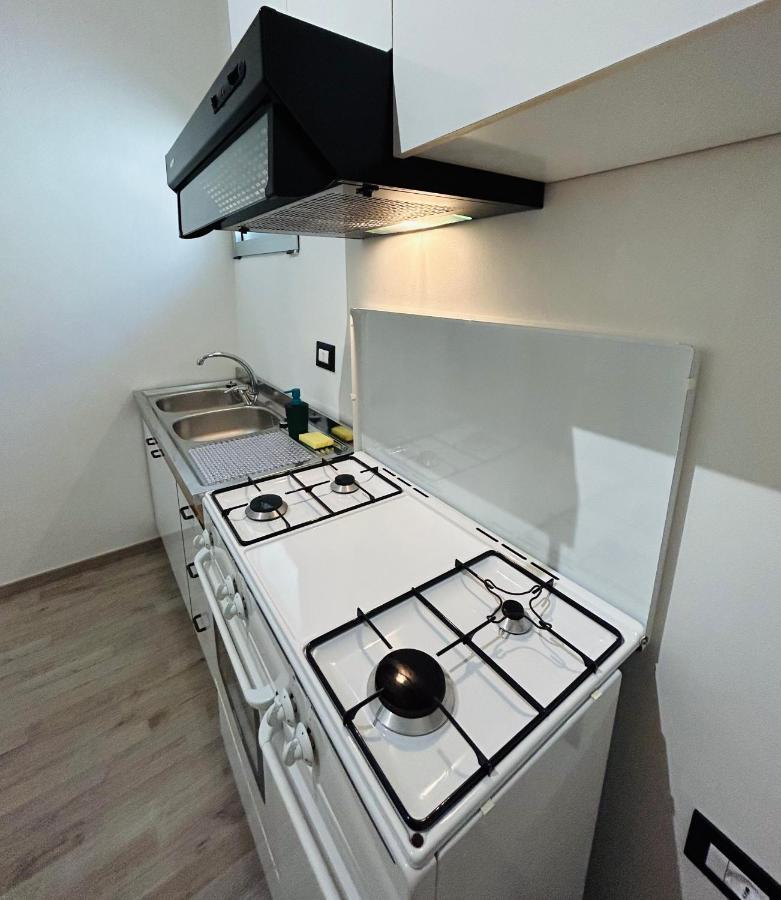 Essential House Apartment Brindisi Ngoại thất bức ảnh