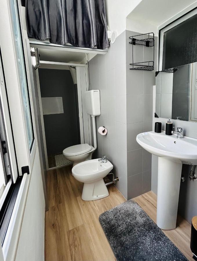Essential House Apartment Brindisi Ngoại thất bức ảnh